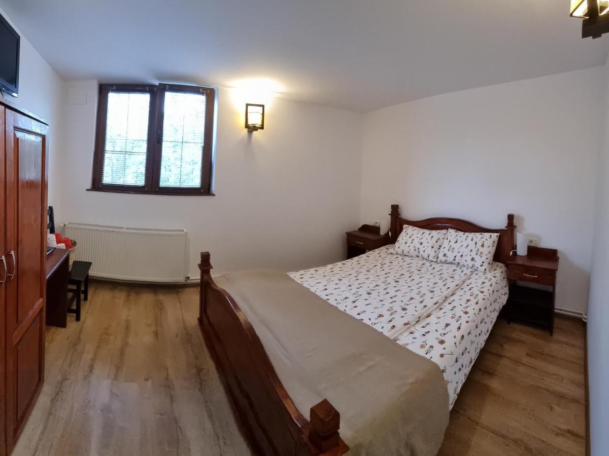 Casa Bunicului Villa Vistisoara Kamer foto